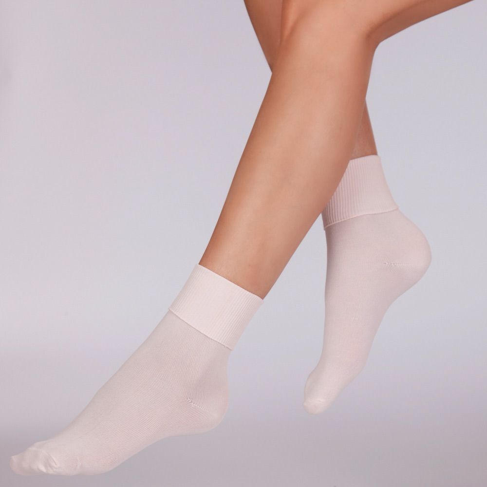 LW Intl-Ballet Socks/Adult – Soul to Sole Dancewear, LLC